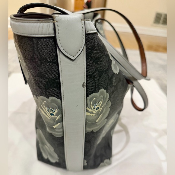 ****** SOLD - Picture 4 of 15